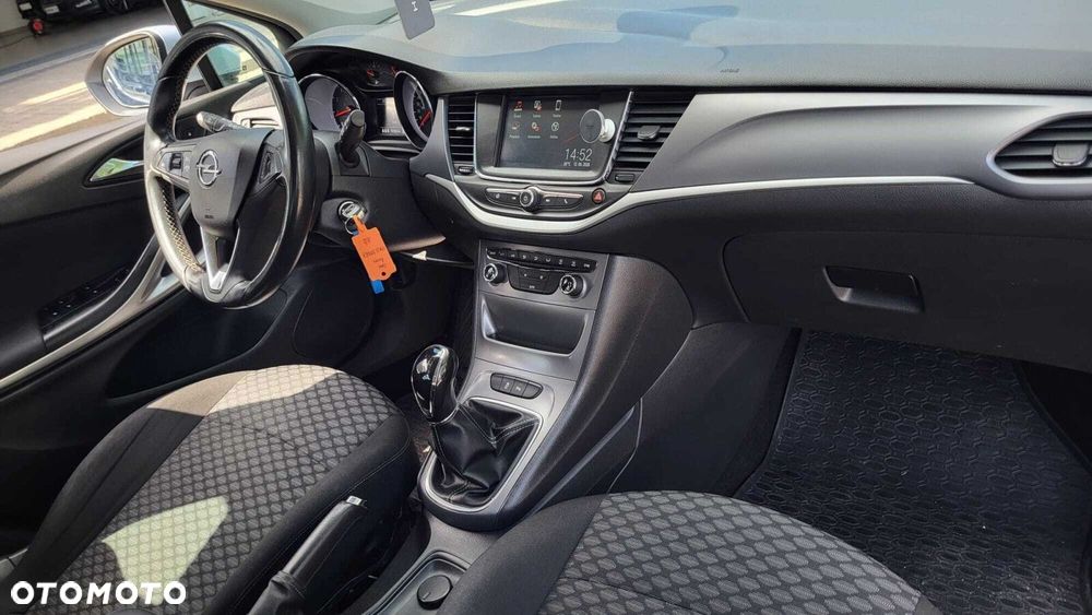 Opel Astra 1.4 T Enjoy S&S - 15