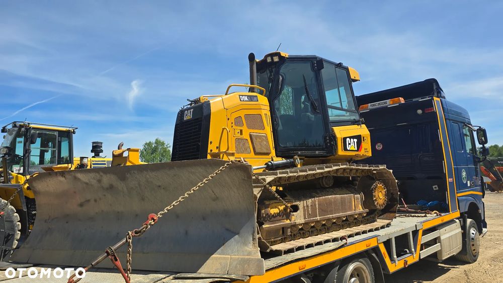 Caterpillar D5 - 1