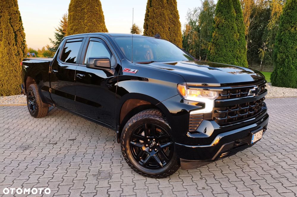 Chevrolet Silverado - 4