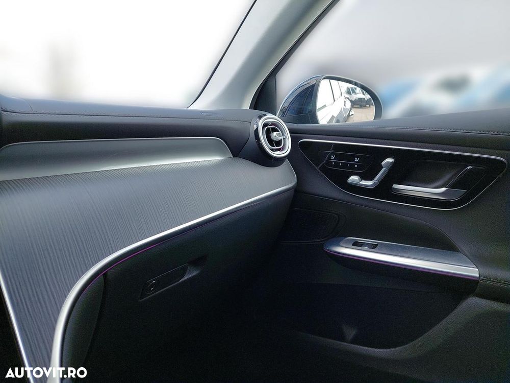 Mercedes-Benz GLC Coupe 300 e 4MATIC - 24