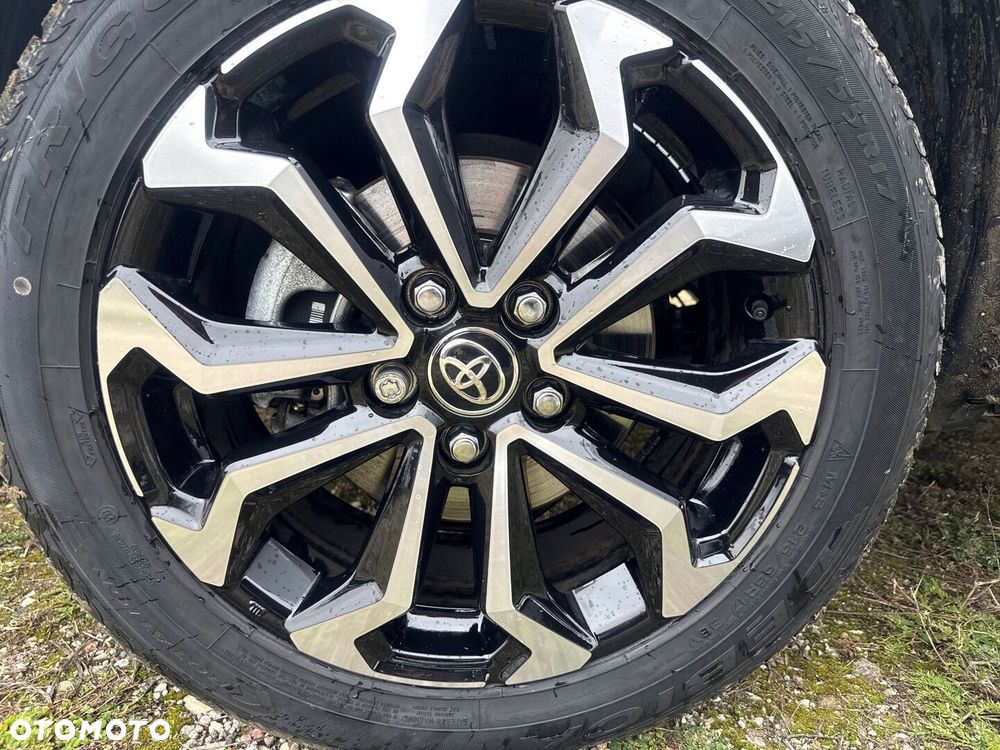 Toyota Yaris Cross Hybrid 1.5 Style - 17