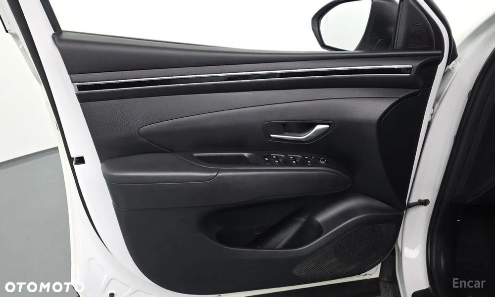 Hyundai Tucson - 16