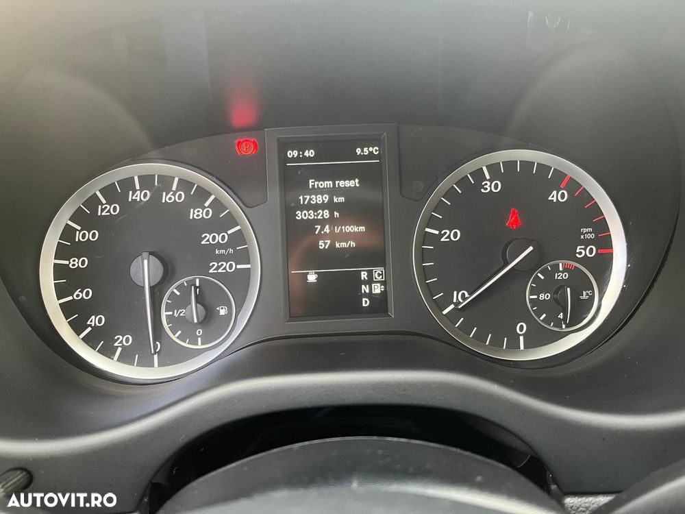Mercedes-Benz Vito - 11