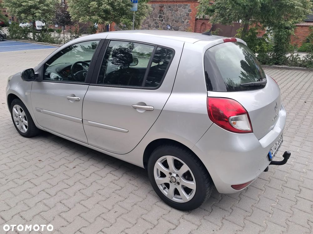Renault Clio 1.2 TCE Authentique - 4