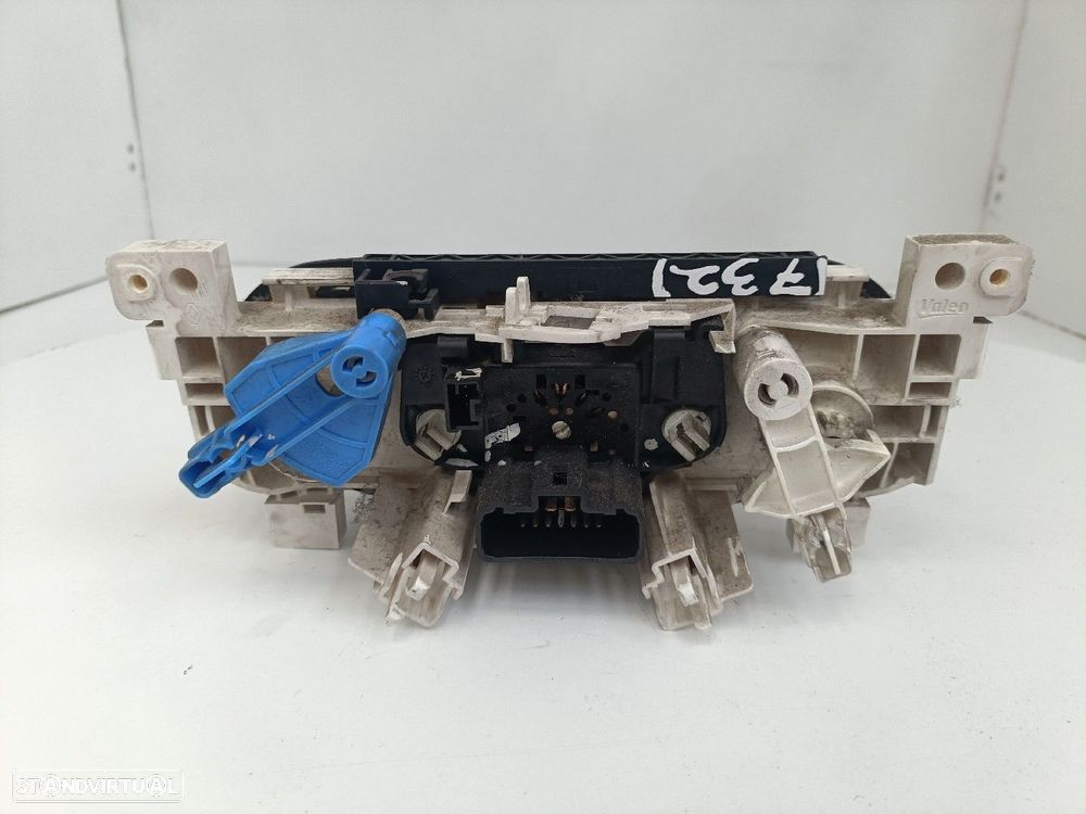 Comando / Botão De Sofagem / Climatronic Dacia Sandero Ii - 2