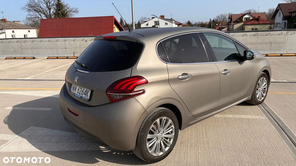 Peugeot 208 1.2 PureTech Allure - 7