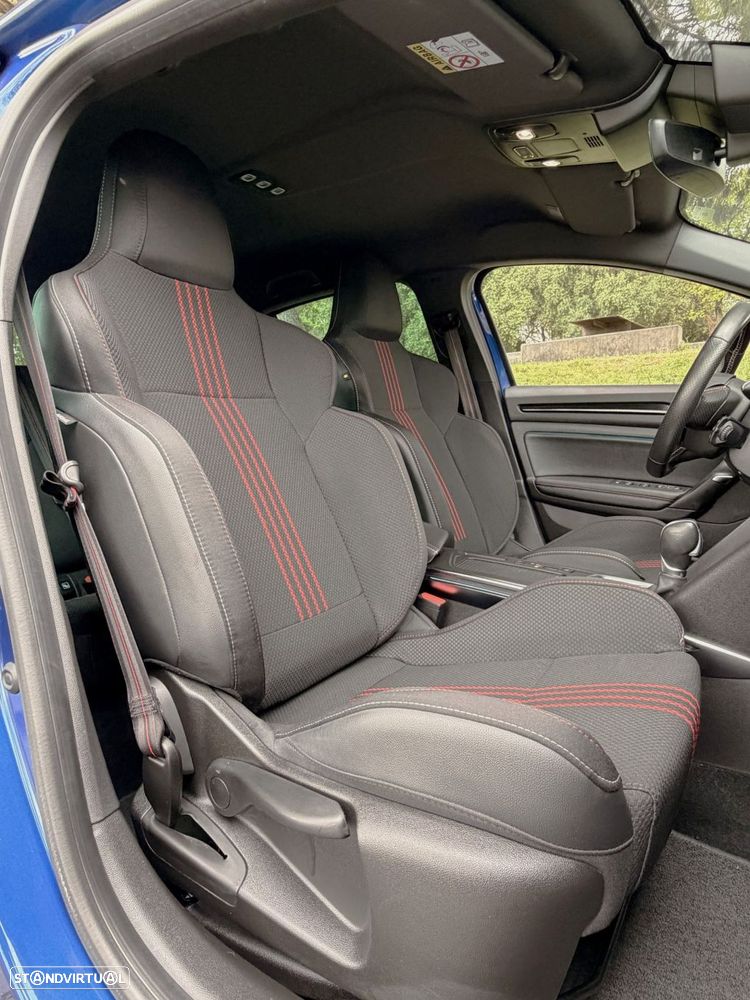 Renault Mégane 1.6 Plug-In R.S. Line - 46