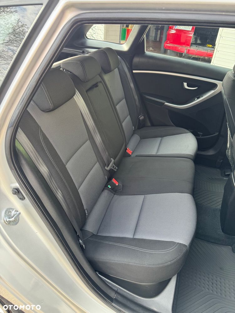 Hyundai i30 - 11