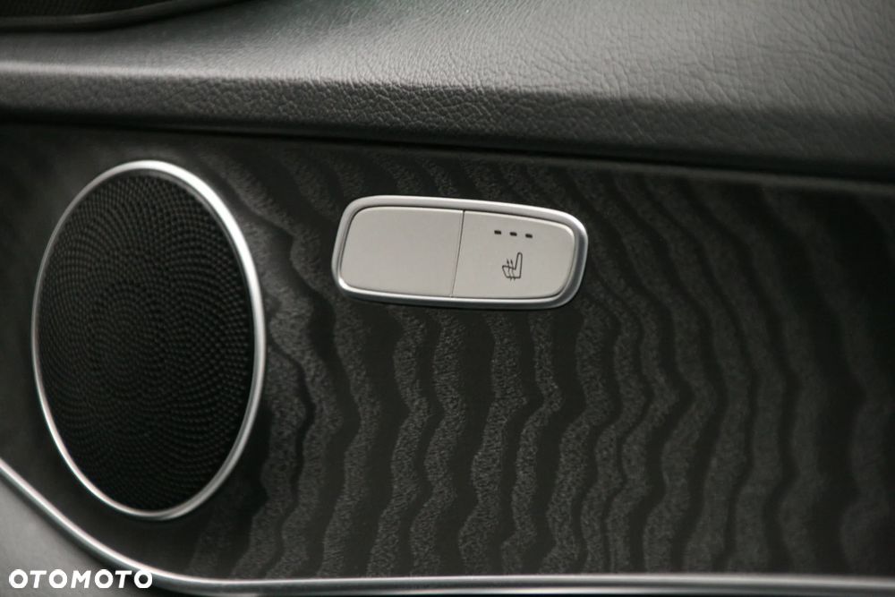 Mercedes-Benz Klasa C - 19