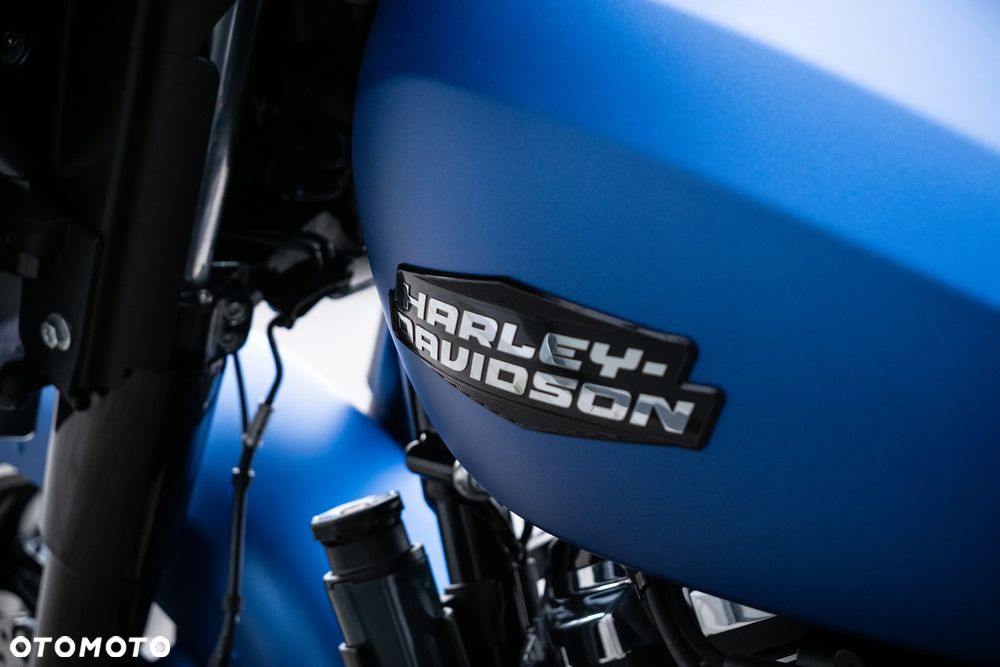 Harley-Davidson Touring Street Glide - 17