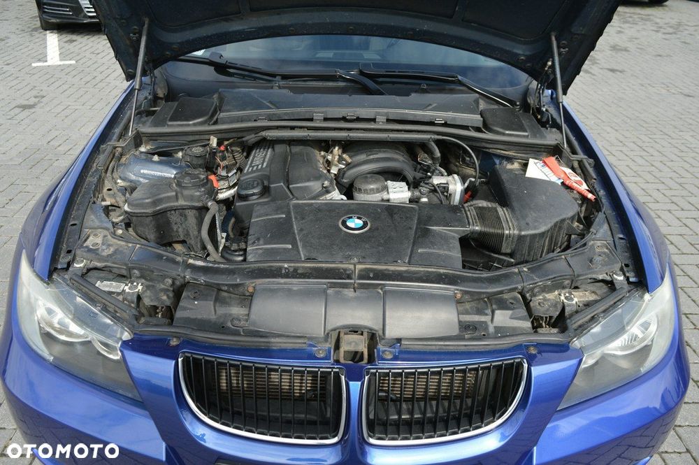 BMW Seria 3 318i - 36