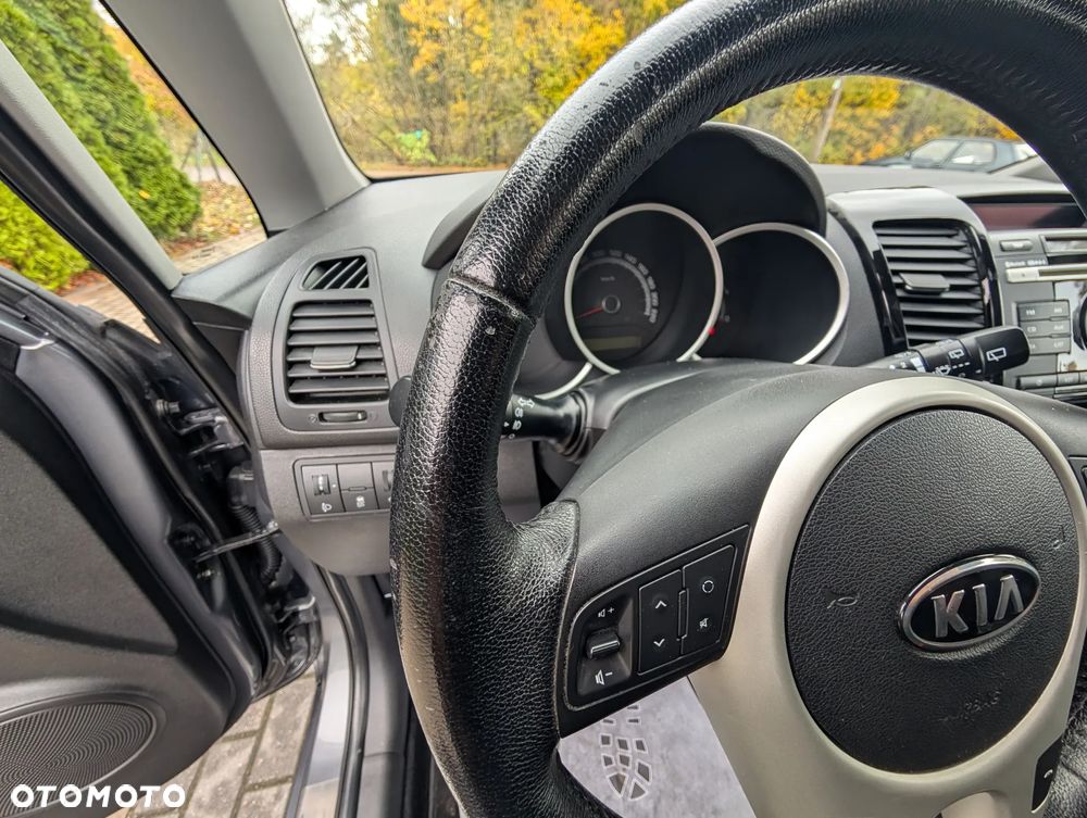 Kia Venga 1.6 L - 32