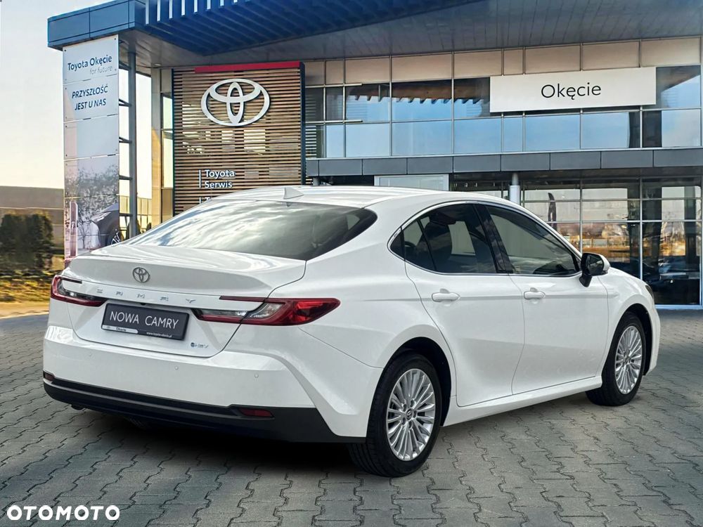 Toyota Camry 2.5 Hybrid Dynamic Force Comfort e-CVT - 4