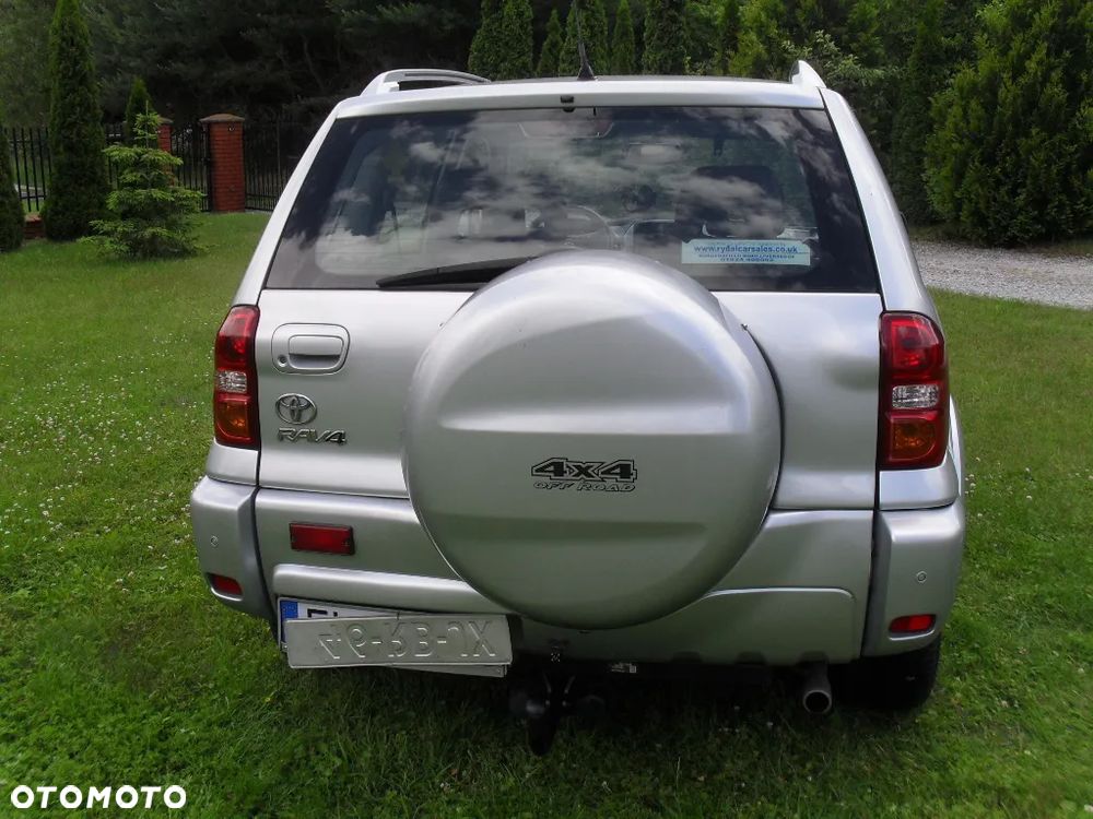 Toyota RAV4 2.0 VVT-i 4x4 - 14