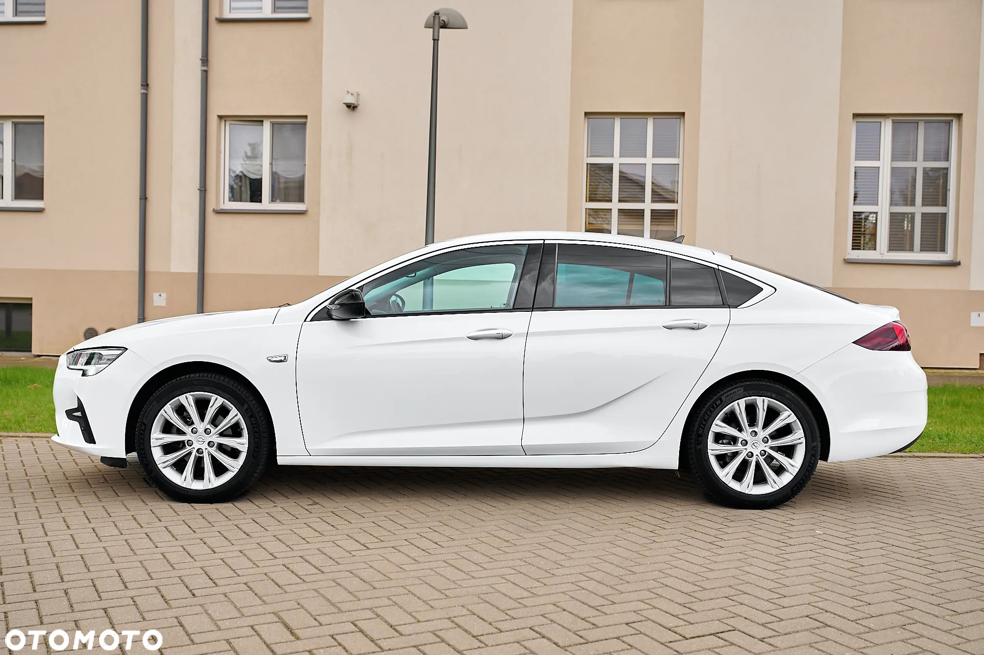 Opel Insignia 1.5 CDTI Edition S&S - 12