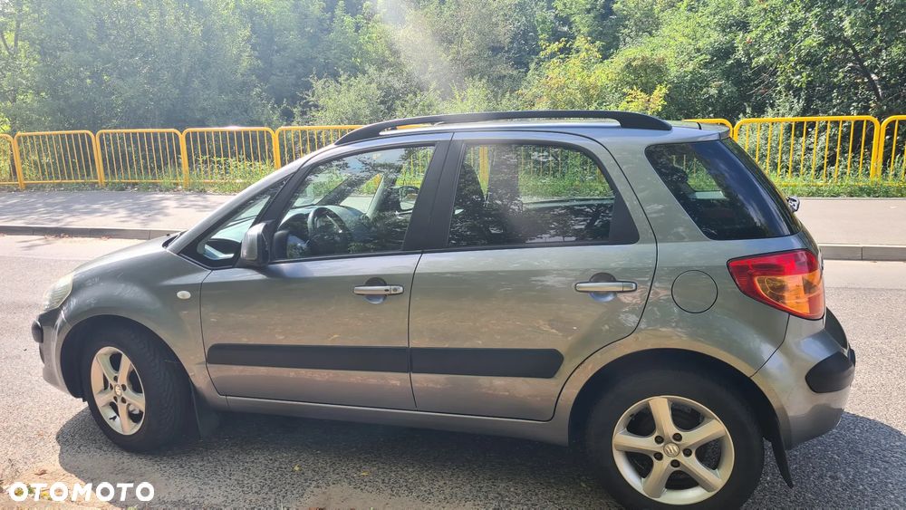 Suzuki SX4 - 2