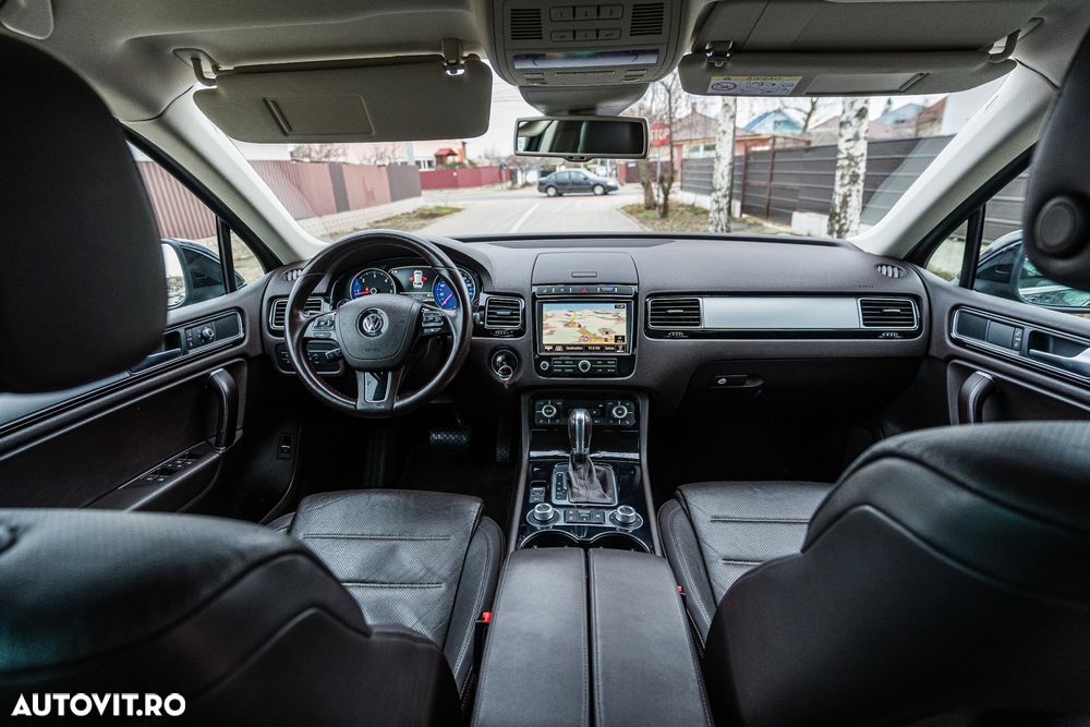 Volkswagen Touareg 3.0 V6 TDI BMT - 9