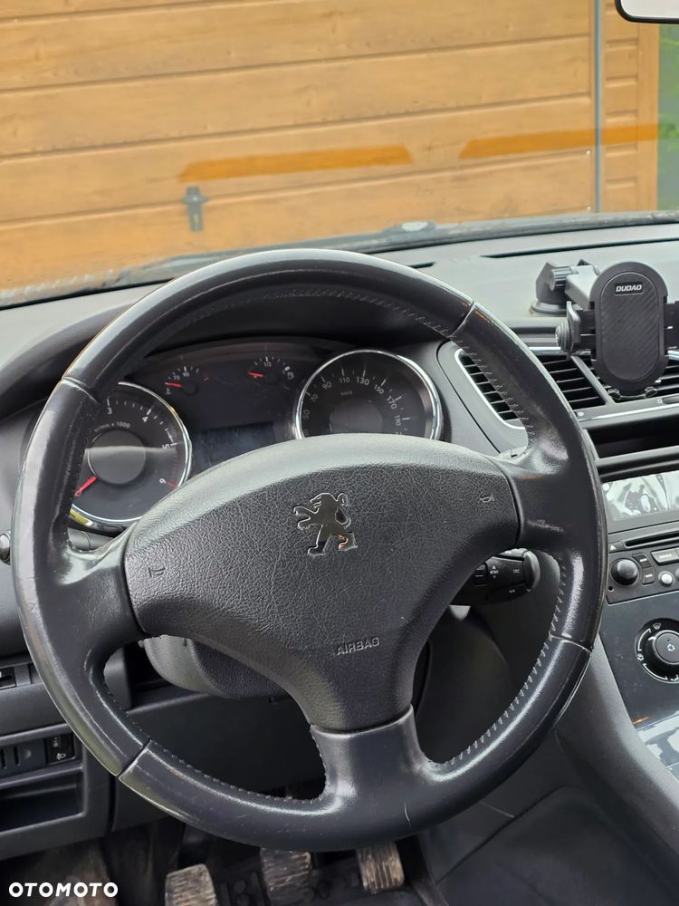 Peugeot 5008 - 9