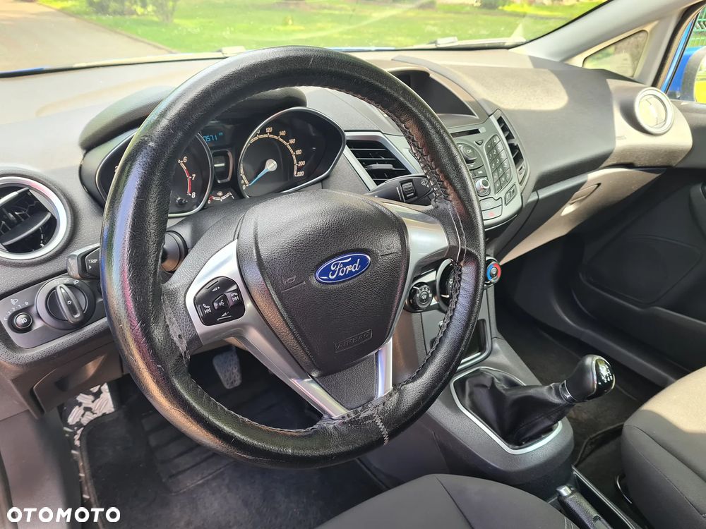 Ford Fiesta - 10
