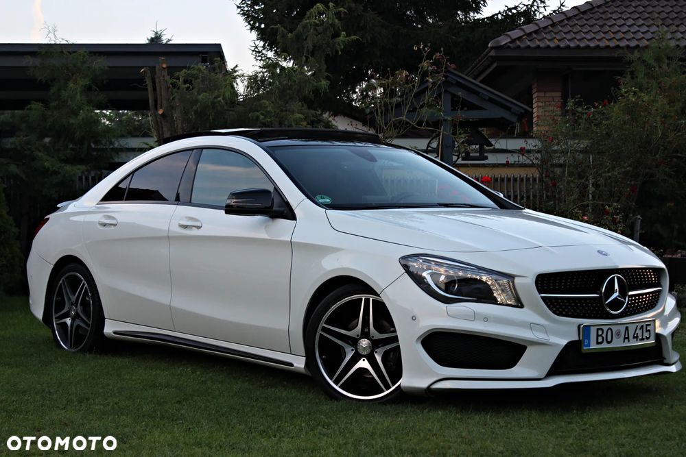 Mercedes-Benz CLA 200 7G-DCT AMG Line - 4