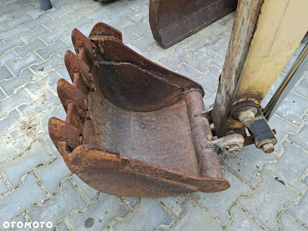 Yanmar B-22 - 27