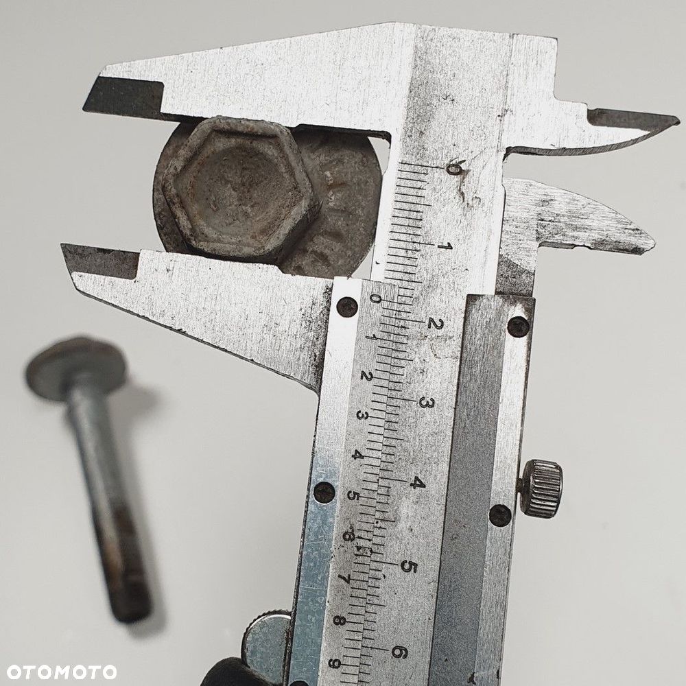 ŚRUBA MIMOŚRODOWA MERCEDES W176 W246 - 5