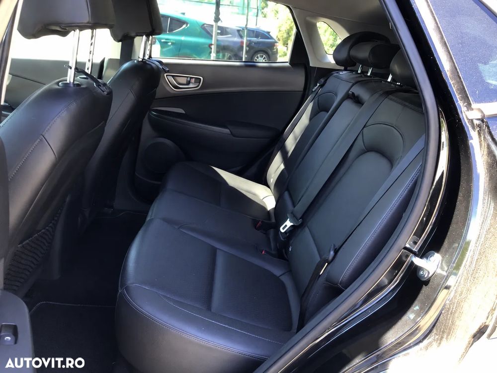 Hyundai KONA Premium - 8