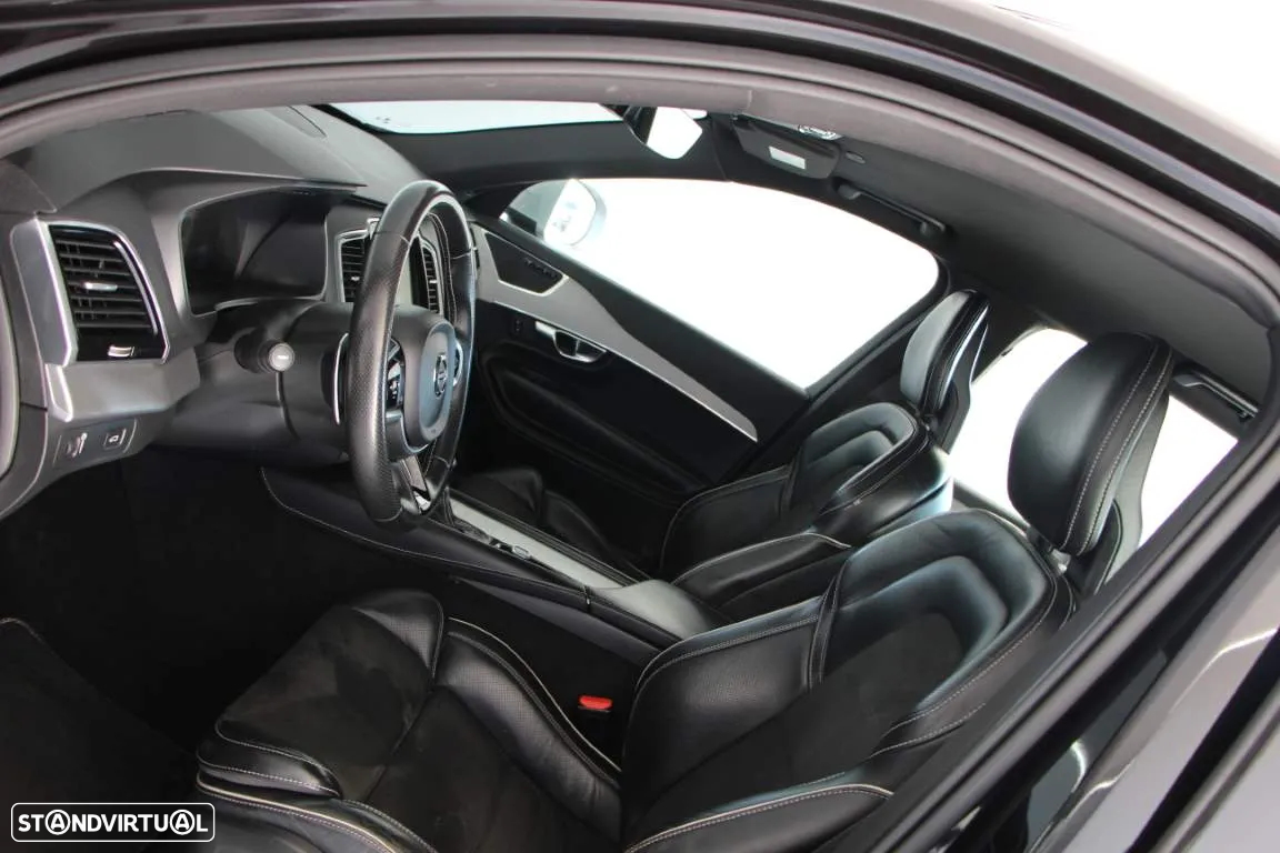 Volvo XC 90 2.0 D4 R-Design - 24
