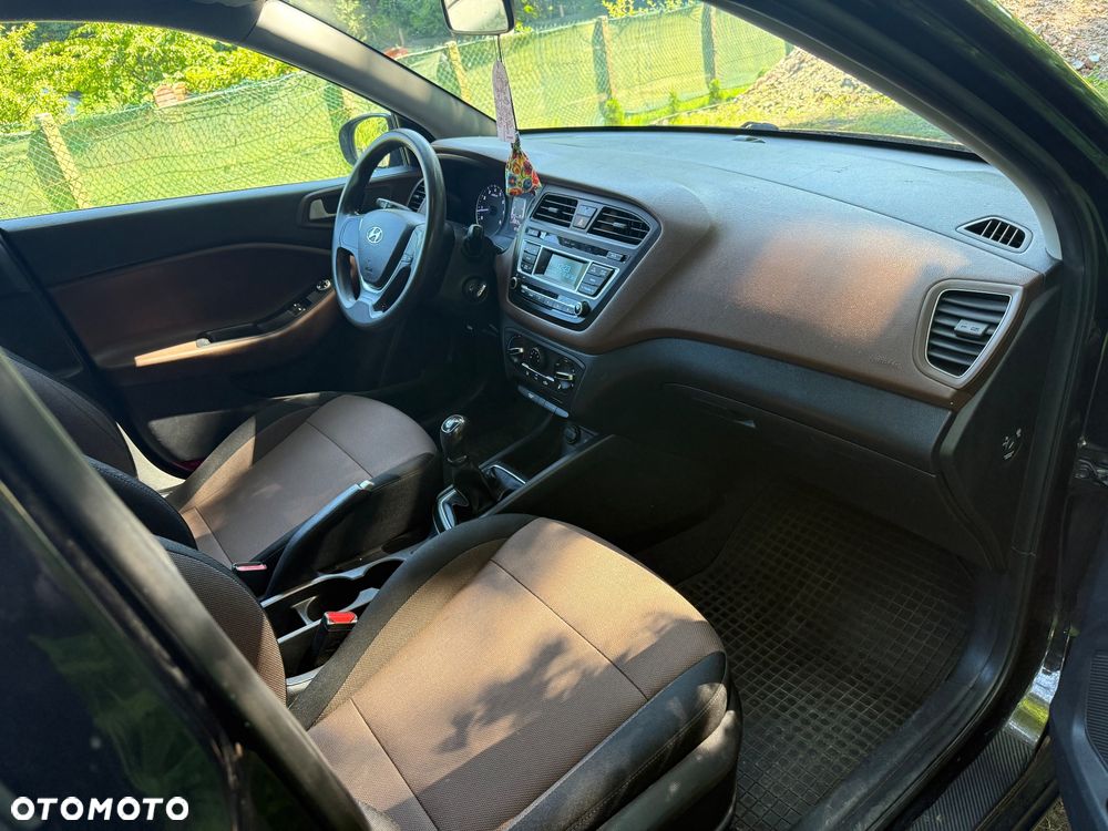 Hyundai i20 1.2 Classic Plus - 11