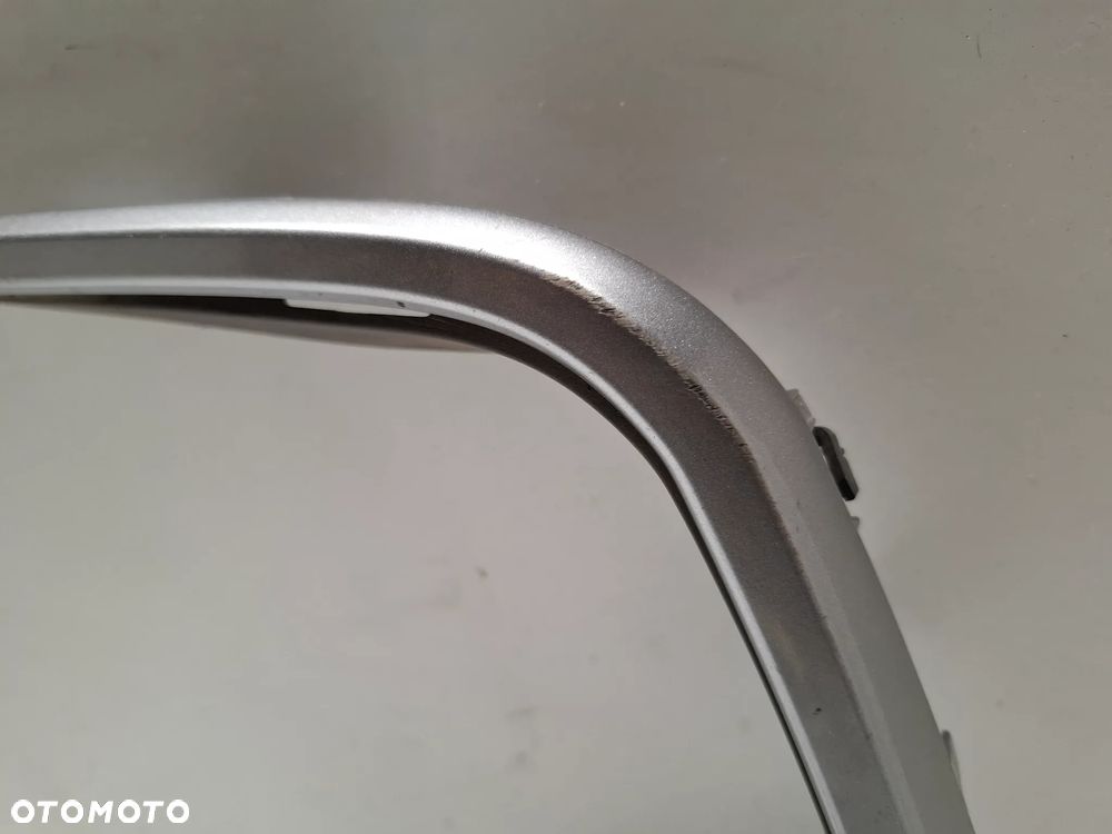 LISTWA ZDERZAKA LEWA TOYOTA COROLLA E21 SEDAN 19- 52126-02380 SLASK WYSYLKA VAT - 2