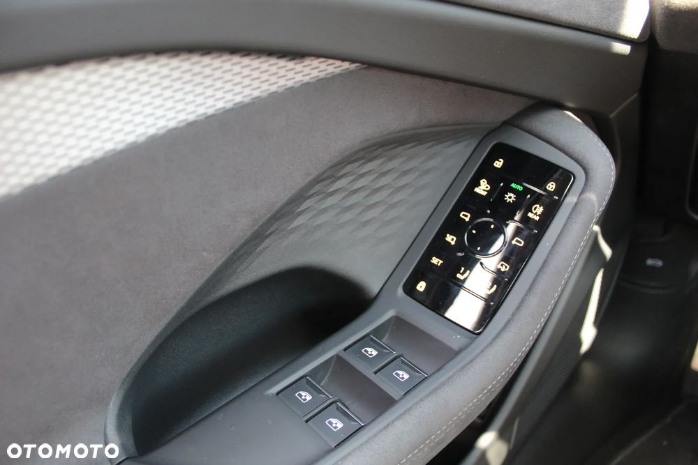 Audi A6 Avant e-Hybrid 220 kW Quattro S tronic - 25