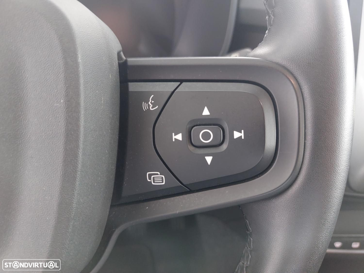 Volvo XC 40 1.5 T2 Momentum - 19
