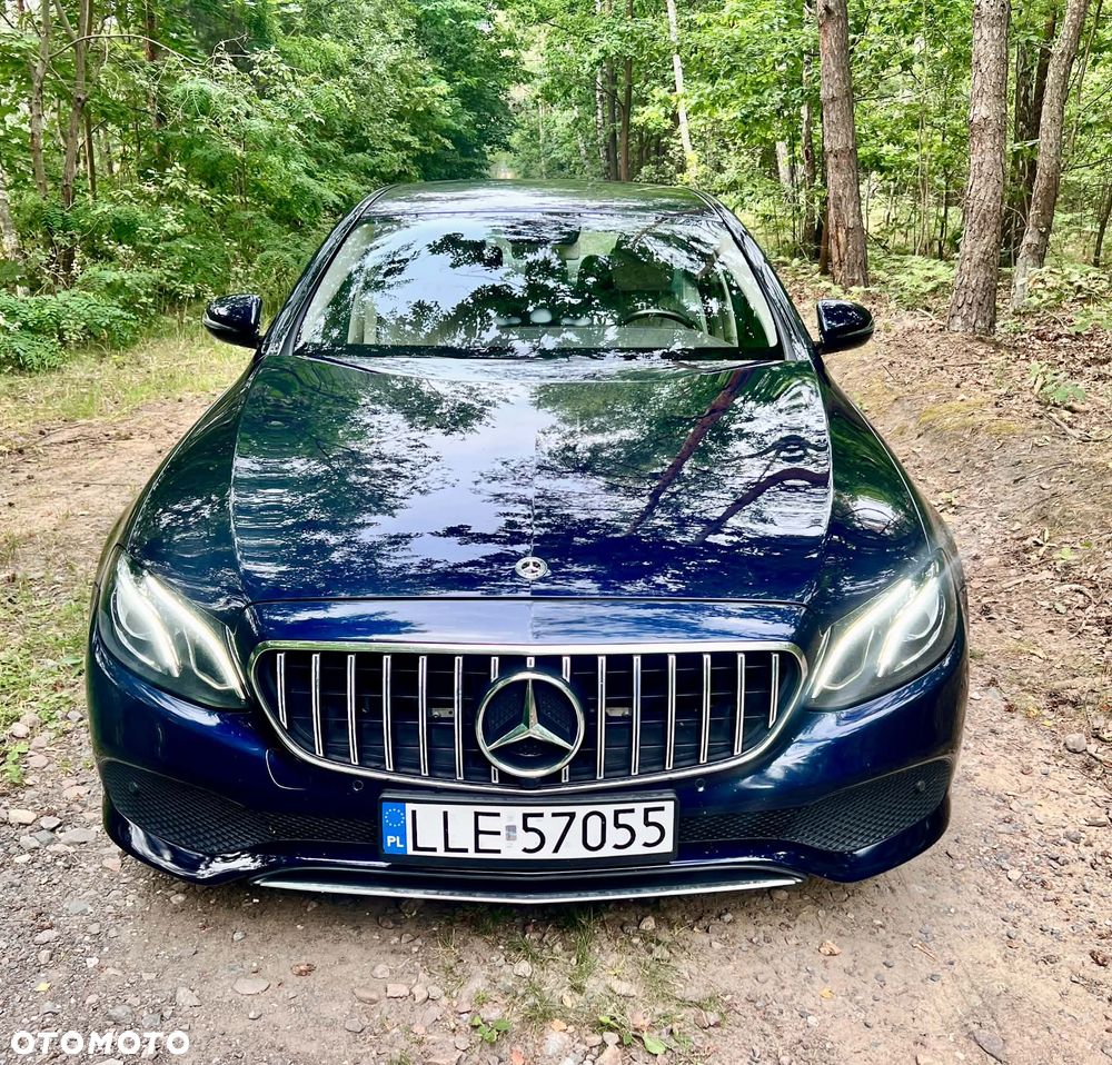 Mercedes-Benz Klasa E 220 d 4-Matic Business Edition 9G-TRONIC - 10