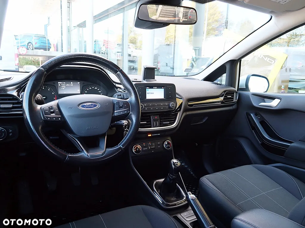 Ford Fiesta 1.1 Trend - 12