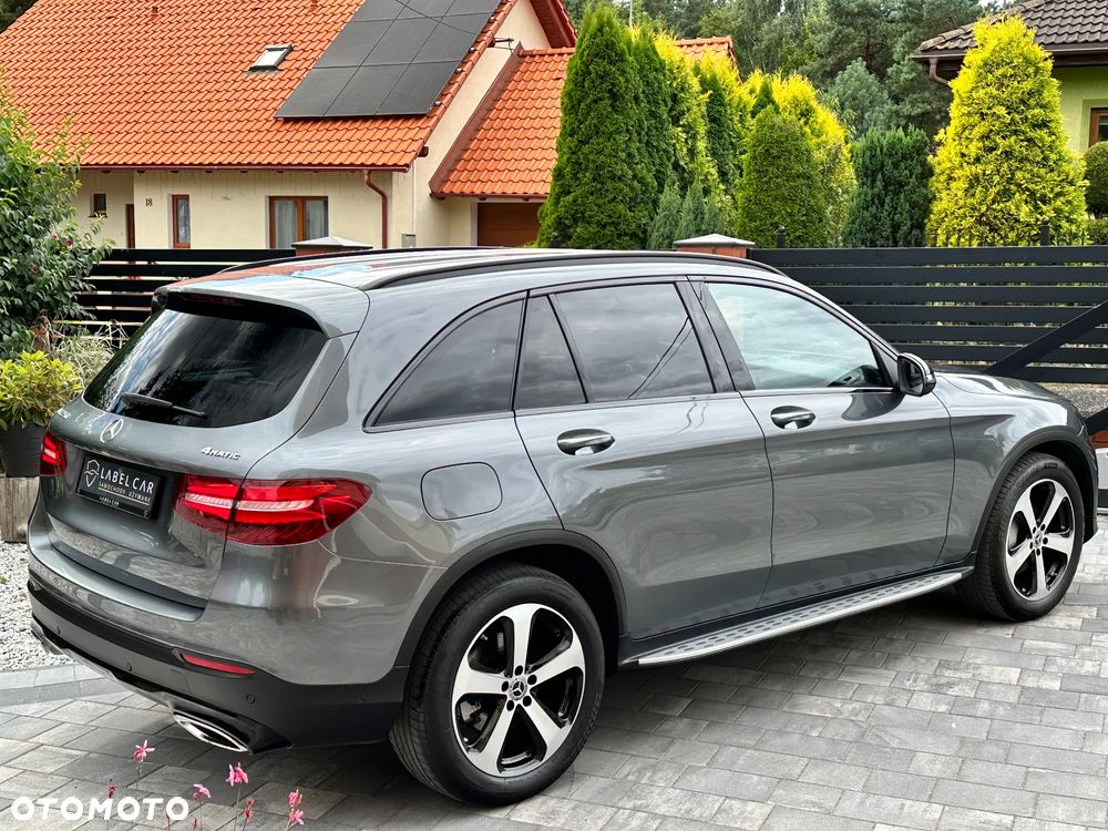 Mercedes-Benz GLC 250 4Matic 9G-TRONIC Exclusive - 22