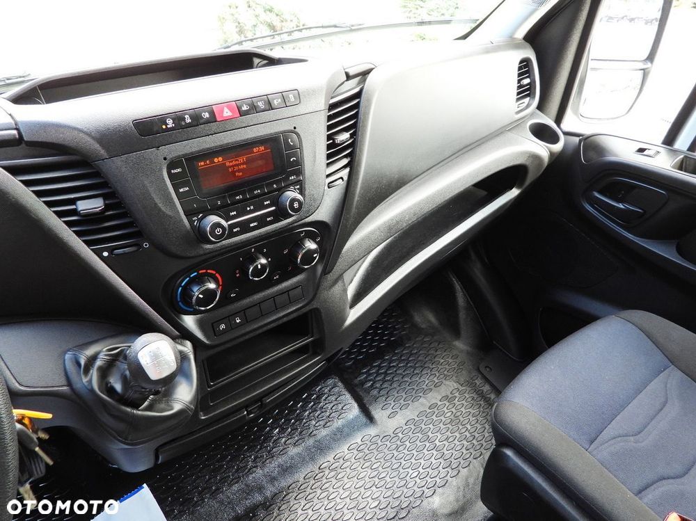 Iveco DAILY 35C14 CHŁODNIA KONTENER -10*C ZASILANIE 230V TEMPOMAT BLIŹNIACZE KOŁA KLIMATYZACJA  140KM - 34