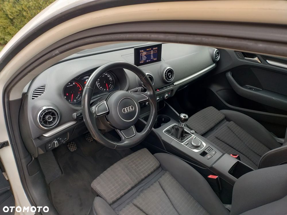 Audi A3 3-drzwiowe 1.4 TFSI Edycja Specjalna - 17