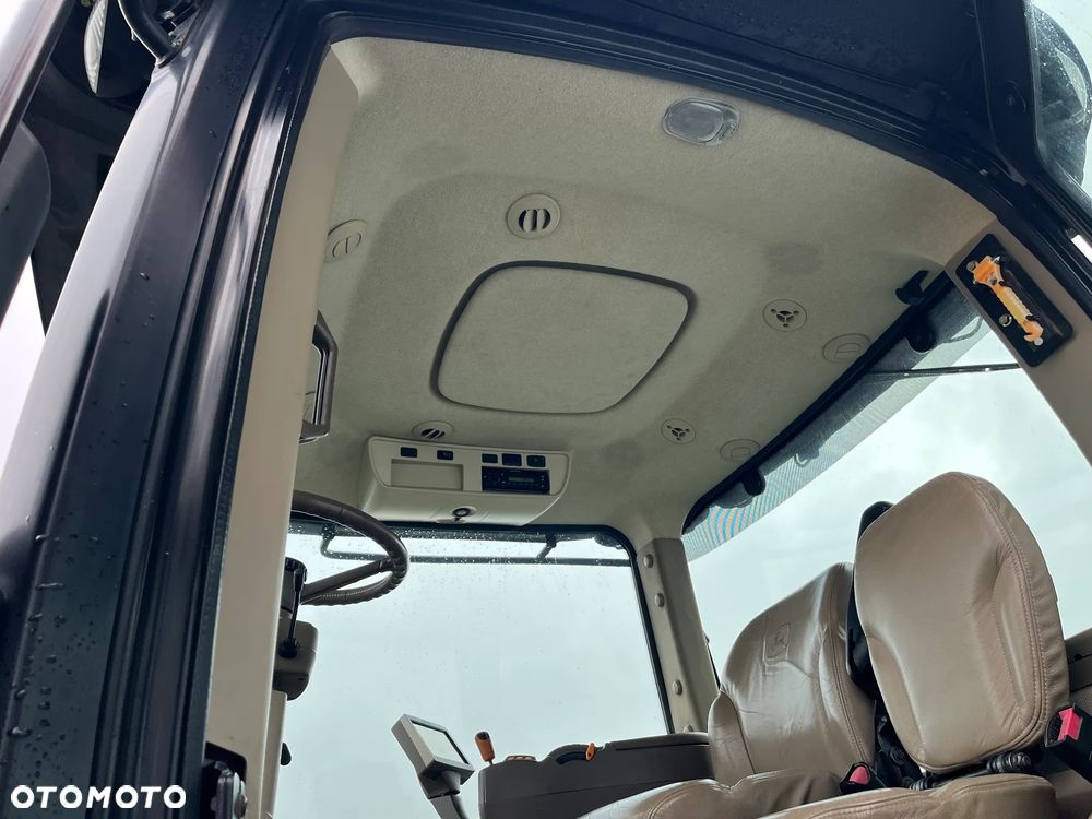 John Deere 7215 R - 9