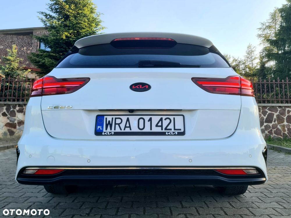 Kia Ceed 1.6 CRDi Platinum Edition - 17