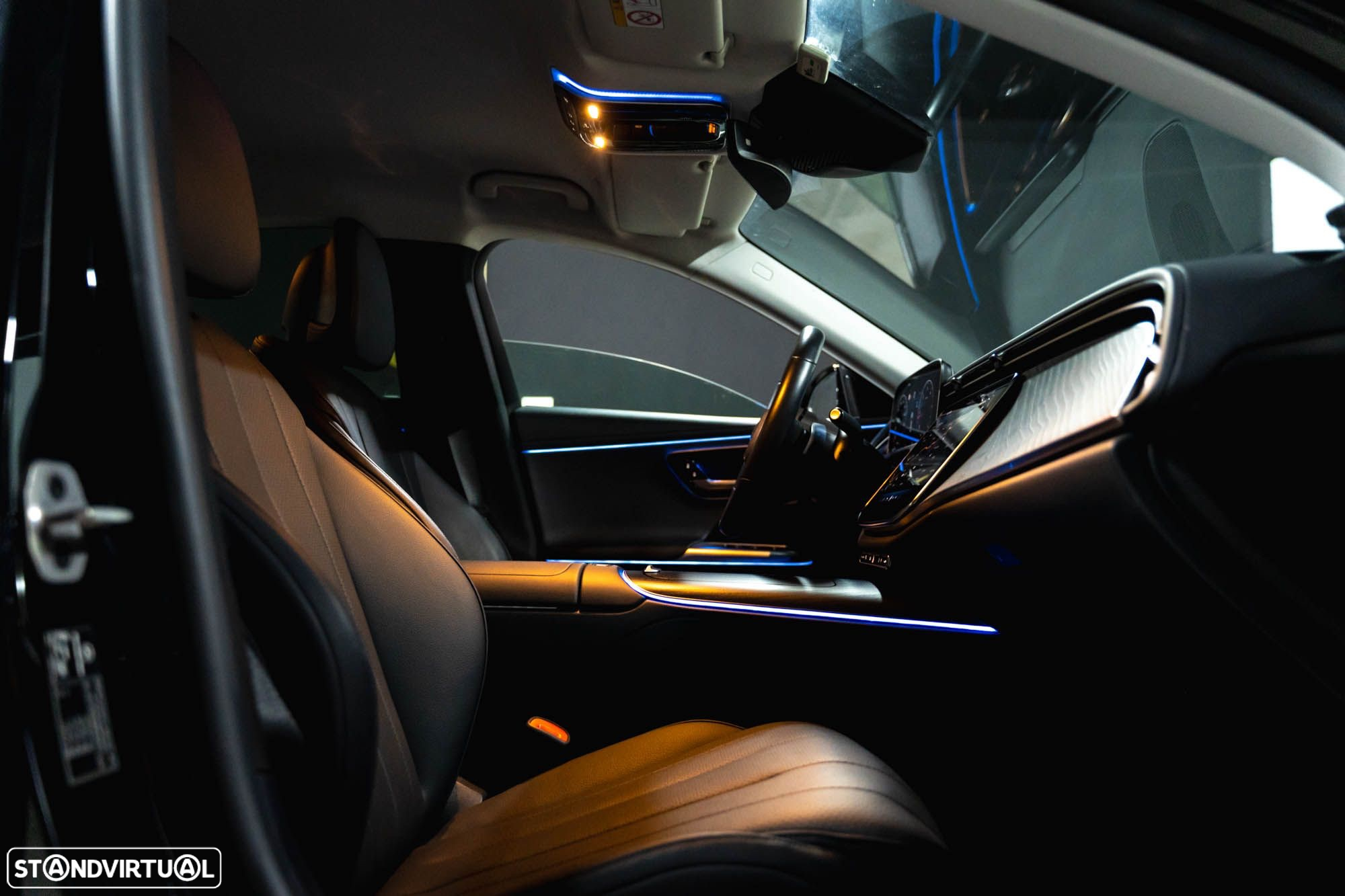 Mercedes-Benz E 220 d Avantgarde - 22