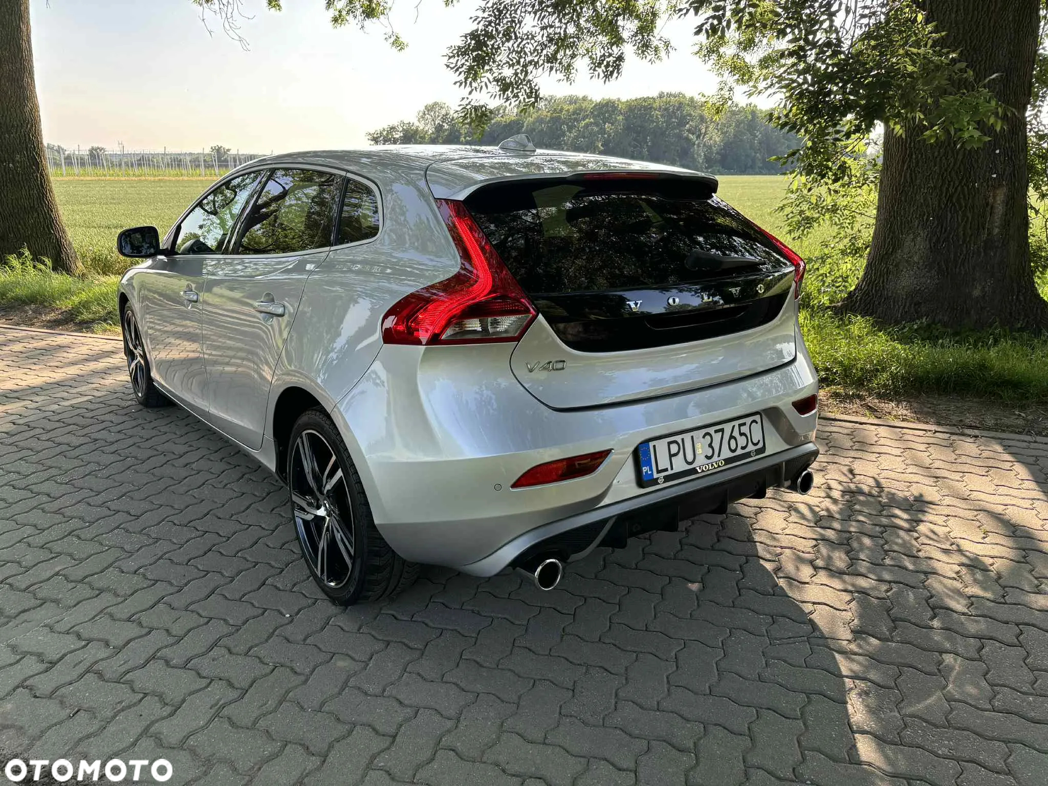 Volvo V40 D2 Geartronic Kinetic - 3