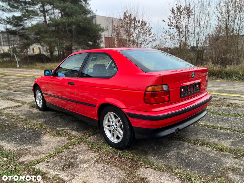 BMW Seria 3 316i - 5