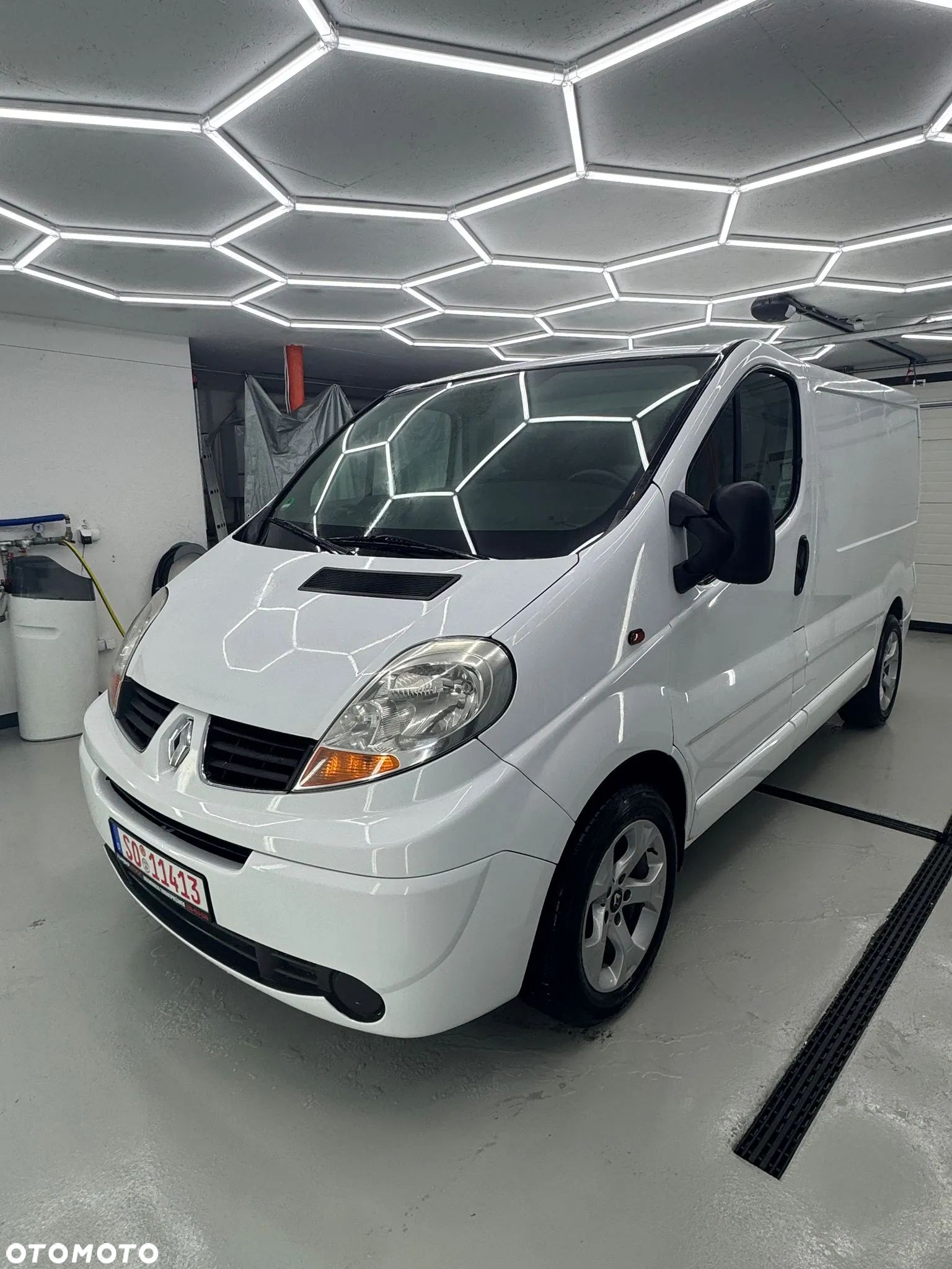 Renault Trafic - 1