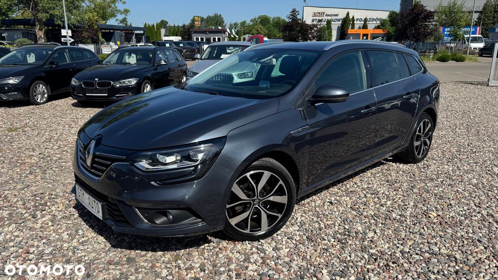 Renault Megane ENERGY TCe 140 EDC BOSE EDITION - 4