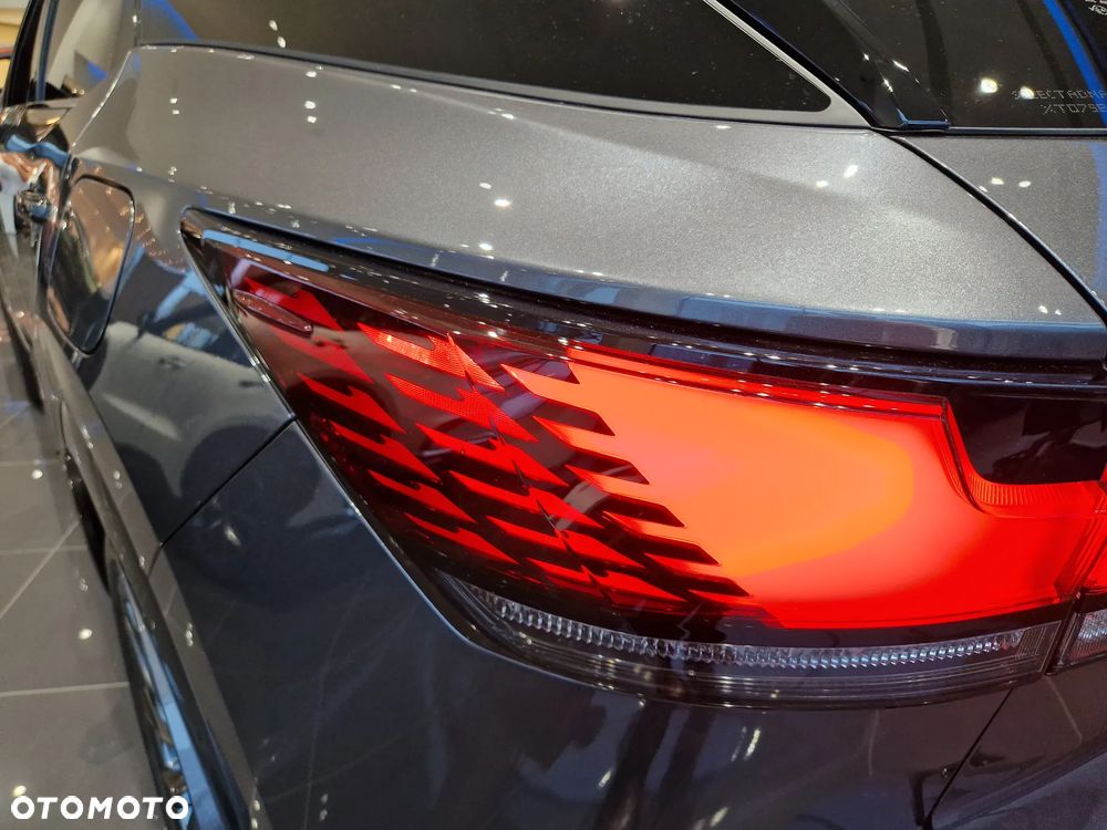 Lexus RX 350h F Sport Design - 32