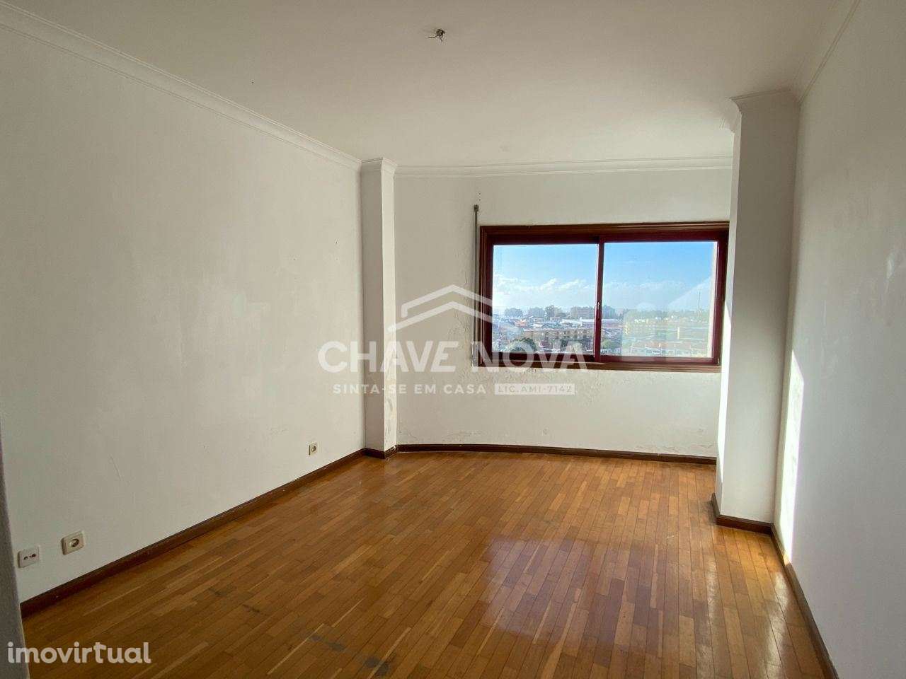 T2 c/ Garagem Box em Vilar do Paraíso - Grande imagem: 3/15