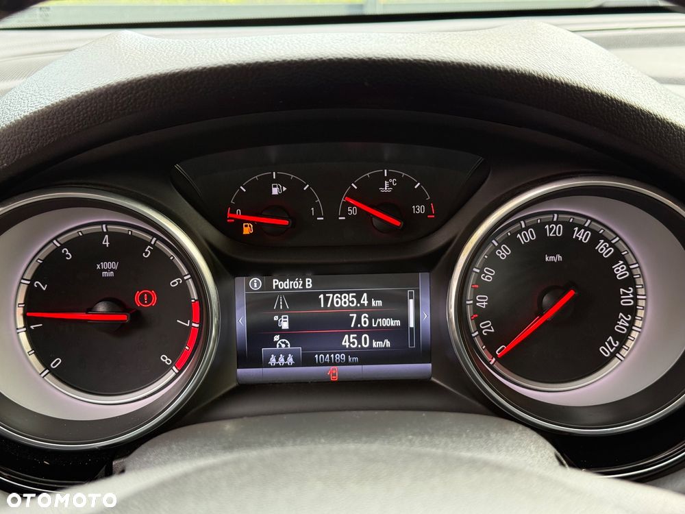 Opel Astra 1.4 T Dynamic - 23