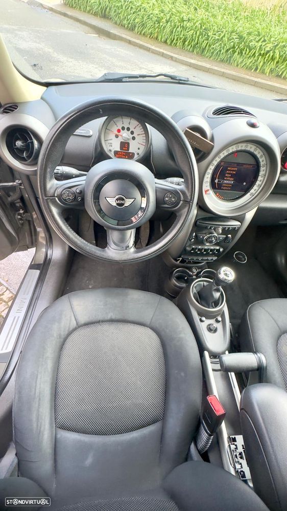 MINI Countryman Cooper D - 11