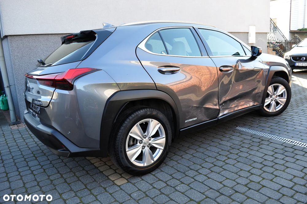 Lexus UX 250h Prestige 2WD - 8
