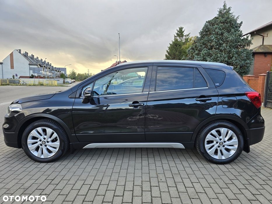 Suzuki SX4 S-Cross 1.4 T Premium 4WD - 2